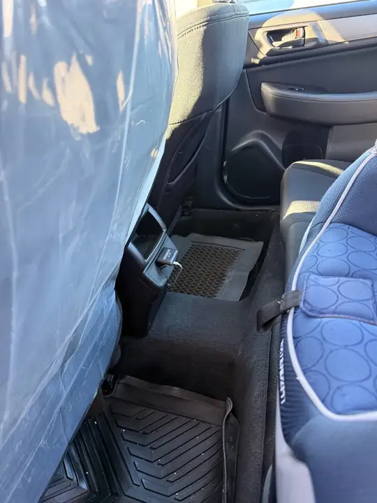 Subaru Legacy 2018 photo 5