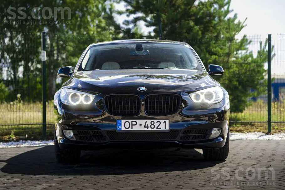 BMW 530 2009 photo 2