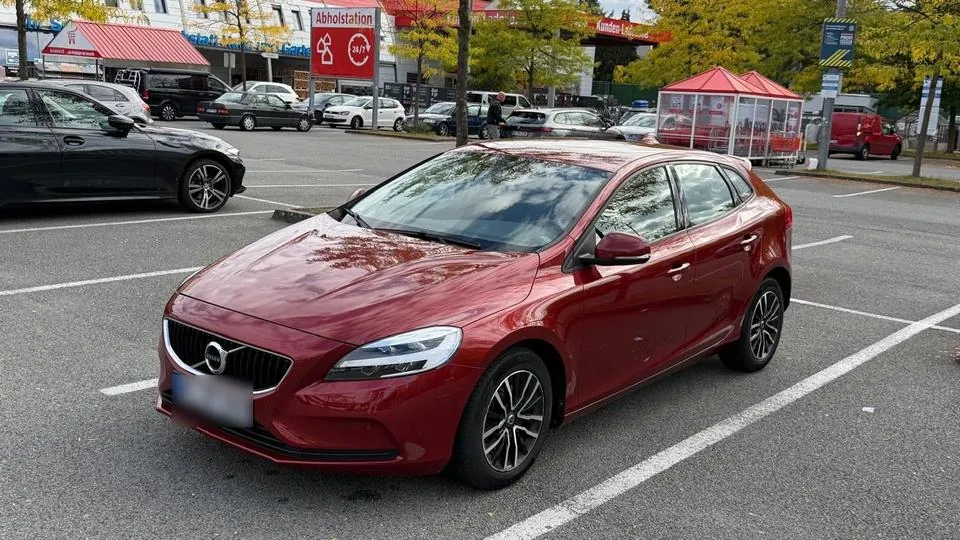 Volvo V40