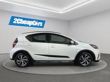 Toyota Aqua 2018 photo 5