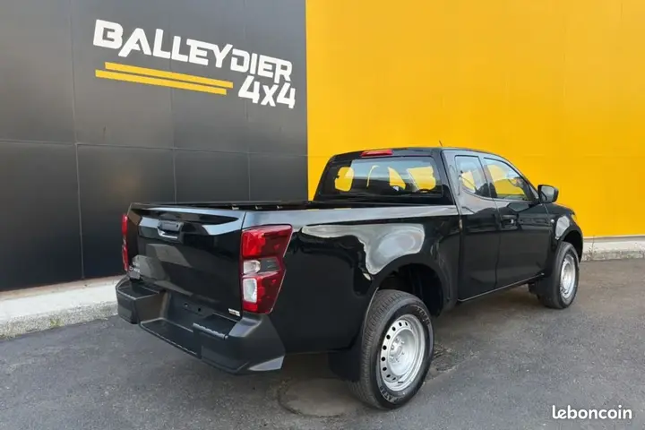 Isuzu D-Max 2025 photo 2