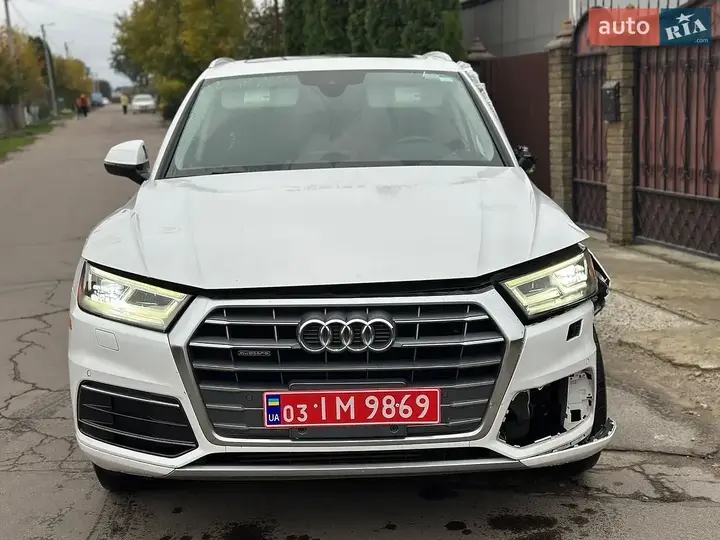 Audi Q5 2018 photo 2