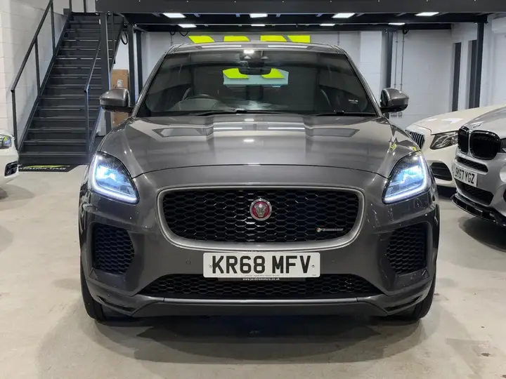 Jaguar E-Pace 2018 photo 5