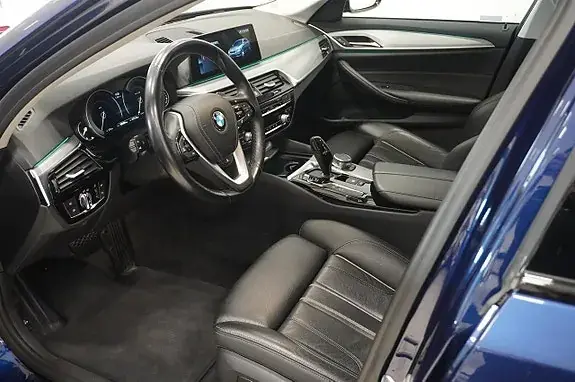 BMW 530I 2018 photo 2