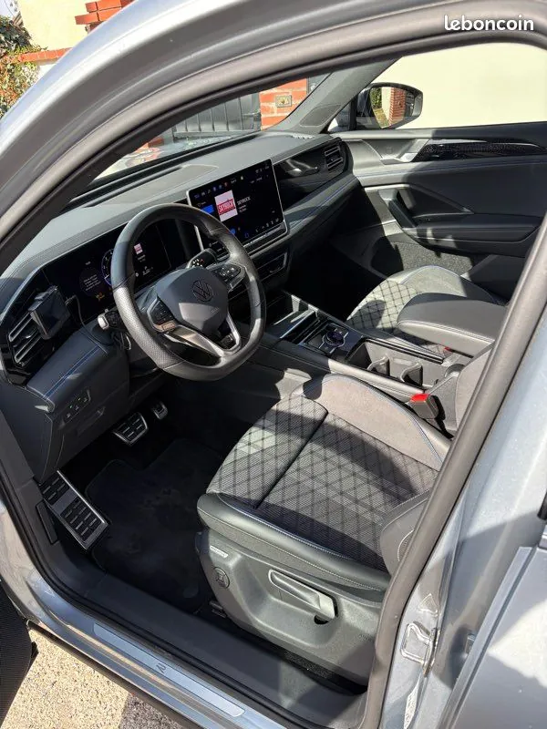 Volkswagen Tiguan 2024 photo 3