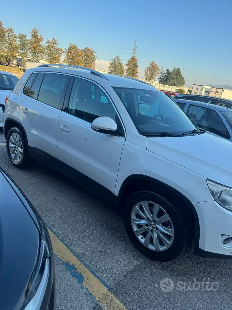 Volkswagen Tiguan 2010 photo 3
