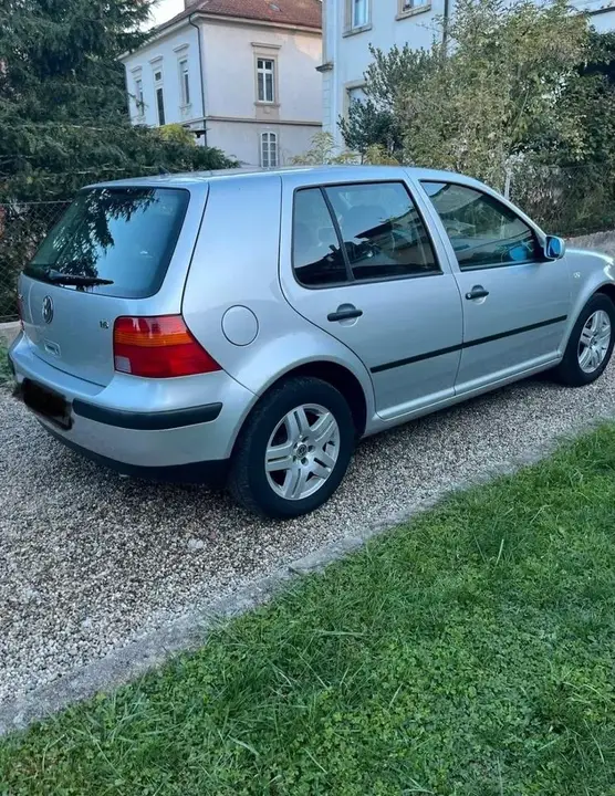 Volkswagen Golf 4