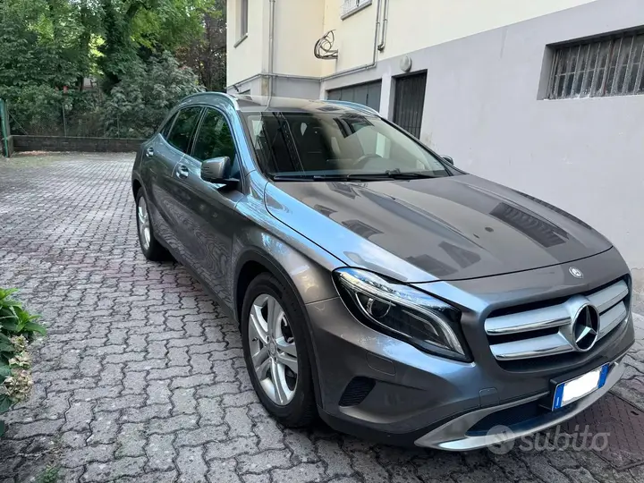 Mercedes-Benz Gla 2015 photo 3