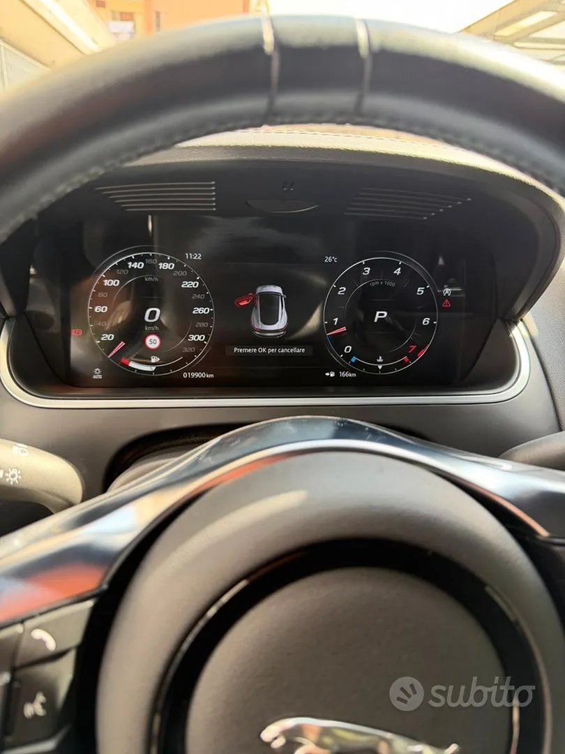 Jaguar F-Type 2021 photo 3