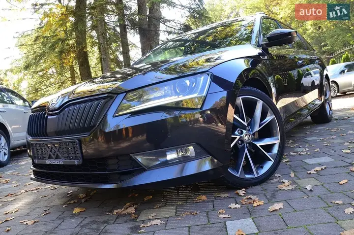 Skoda Superb 2018 photo 4