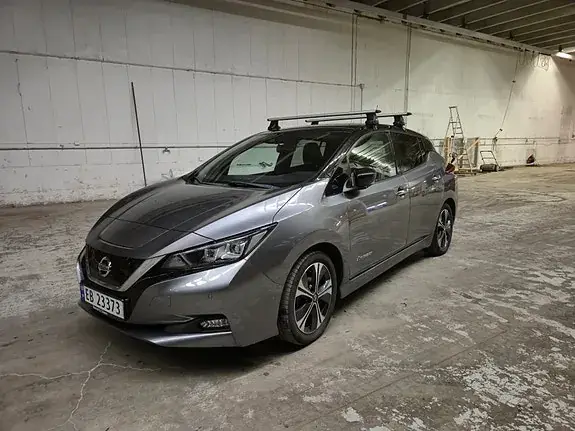 Nissan Leaf 2020 photo 2