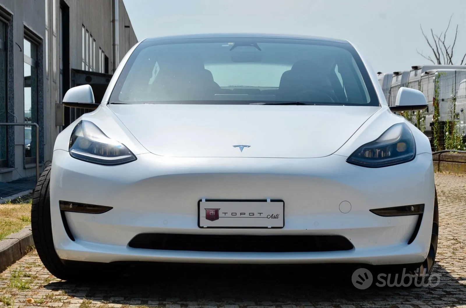 Tesla Model 3 2021 photo 2
