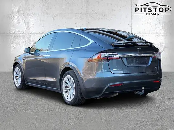 Tesla Model X 2017 photo 4