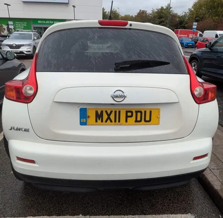 Nissan Juke 2011 photo 4