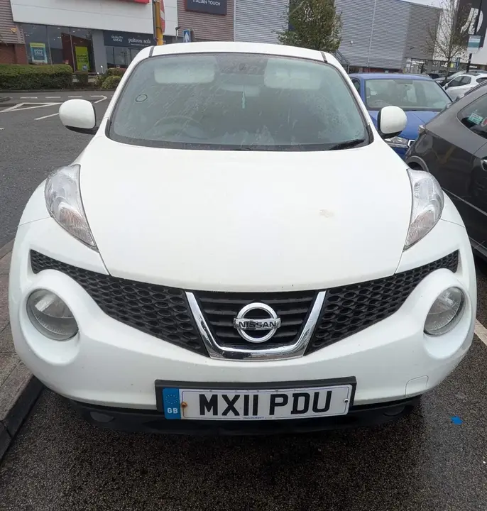 Nissan Juke 2011 photo 2