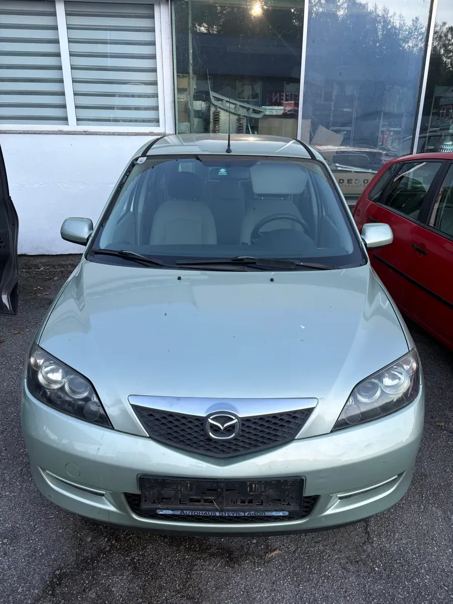 Mazda Mazda2