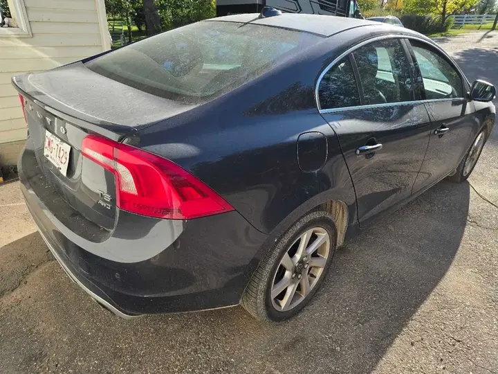 Volvo S60 2016 photo 3