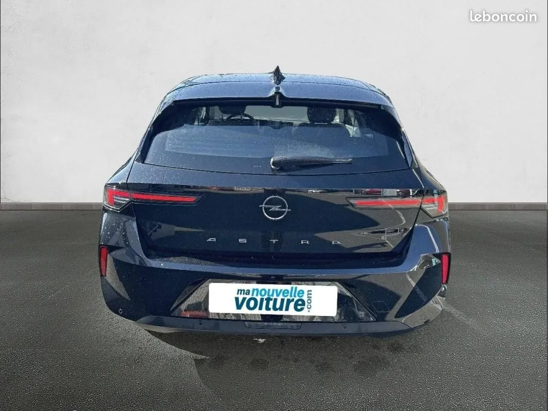 Opel Astra 2024 photo 5