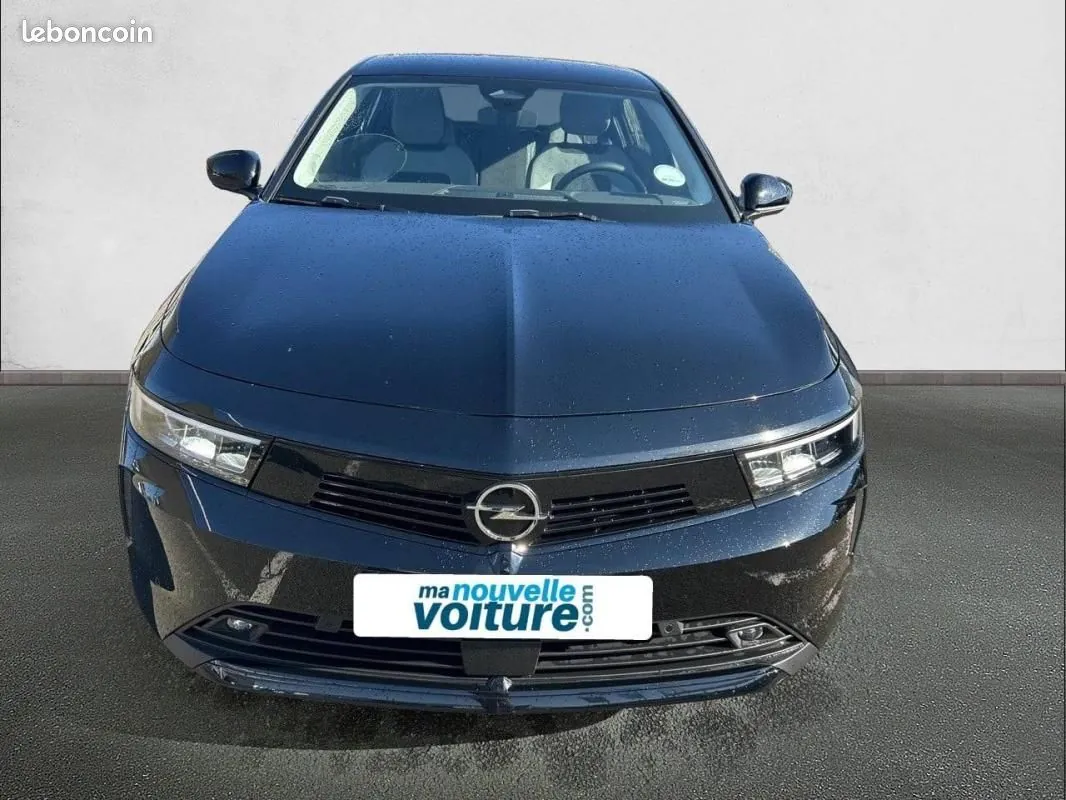 Opel Astra 2024 photo 2