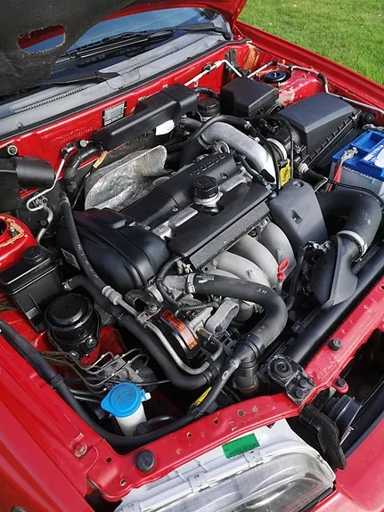 Volvo V40 2004 photo 2