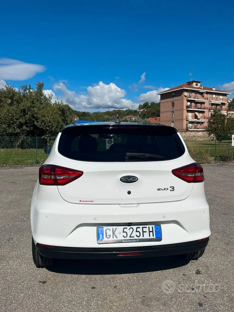 Subaru Impreza 2022 photo 4