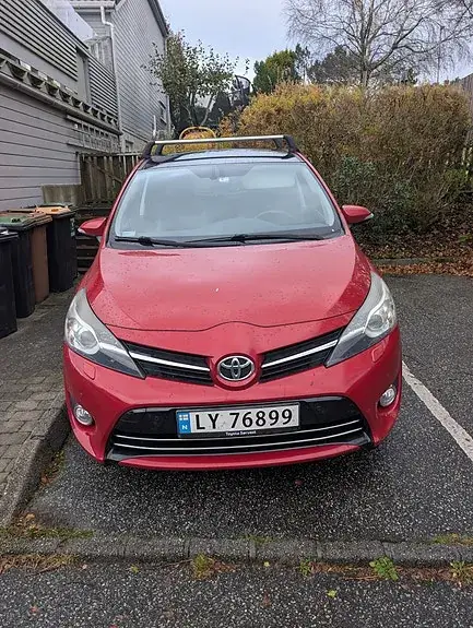 Toyota Verso 2014 photo 2