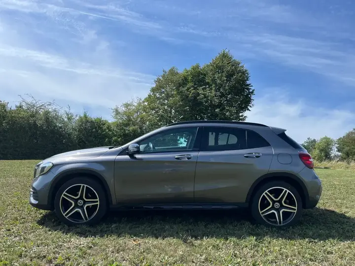 Mercedes-Benz Gla 2018 photo 2