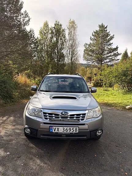 Subaru Forester 2011 photo 3
