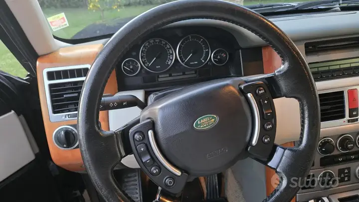 Land Rover Vogue 2004 photo 3