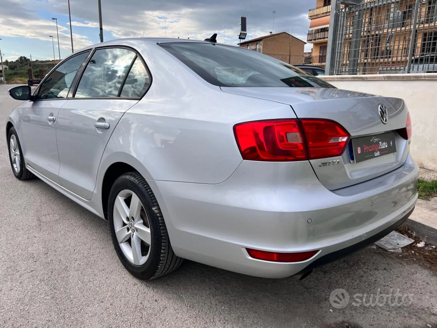 Volkswagen Jetta 2012 photo 3