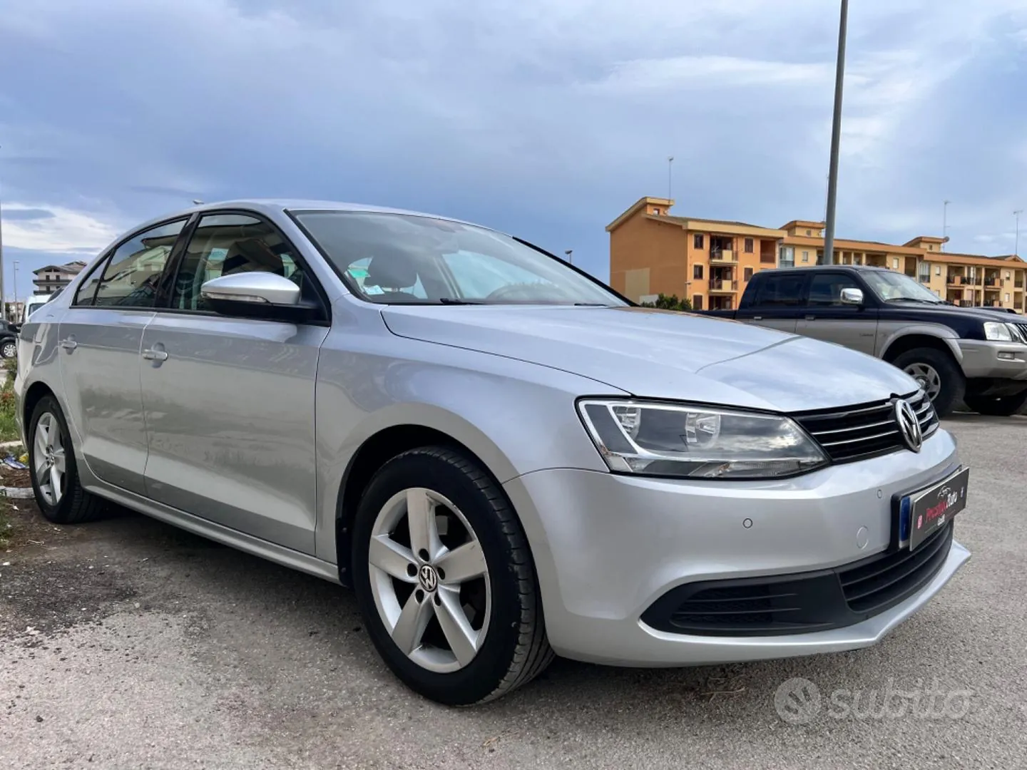Volkswagen Jetta 2012 photo 2