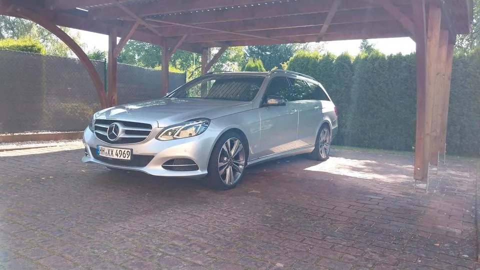 Mercedes-Benz E300