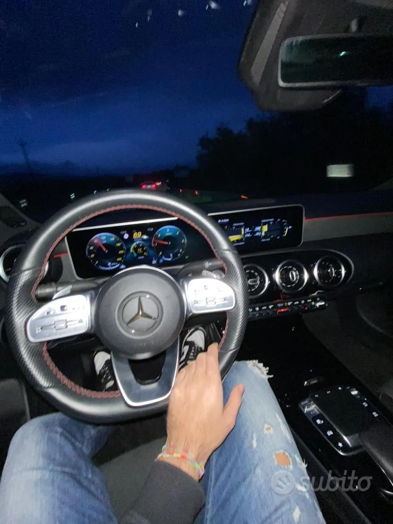Mercedes-Benz A 180D 2018 photo 4