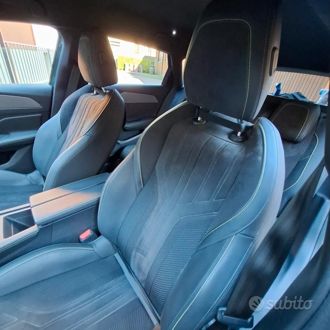 Peugeot 308 2022 photo 4