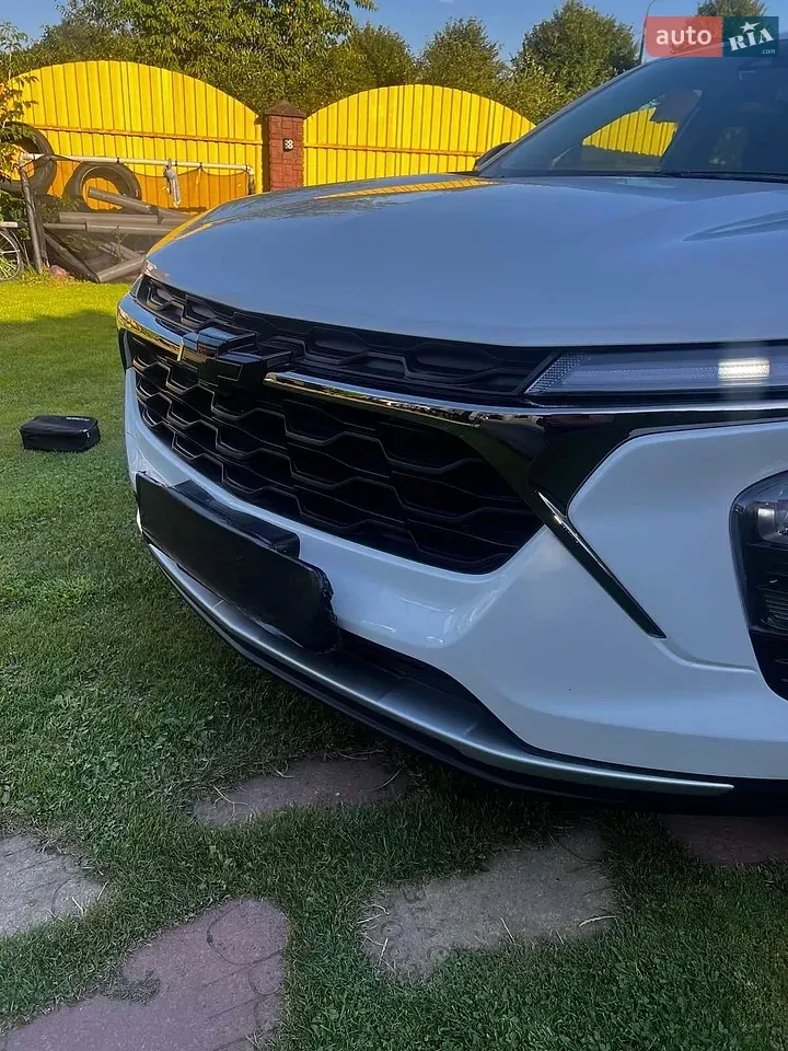 Chevrolet Trax 2025 photo 2