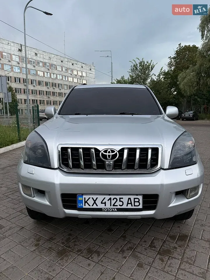 Toyota Land Cruiser 2006 photo 2