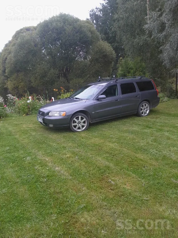 Volvo V70 2004 photo 4
