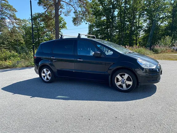 Ford S-Max 2009 photo 2