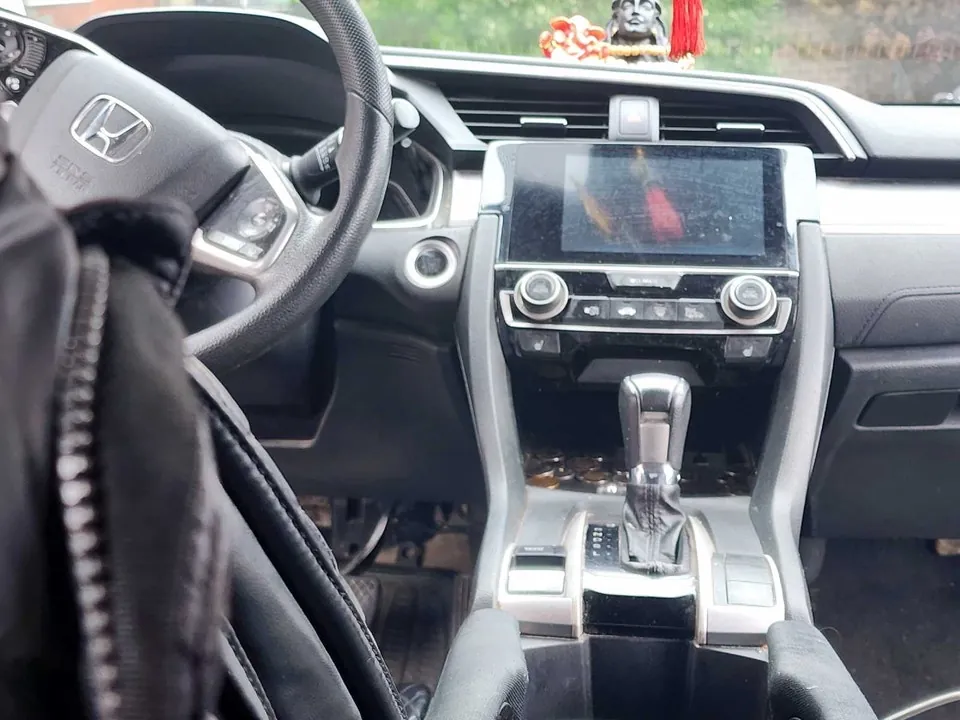 Honda Civic 2017 photo 3