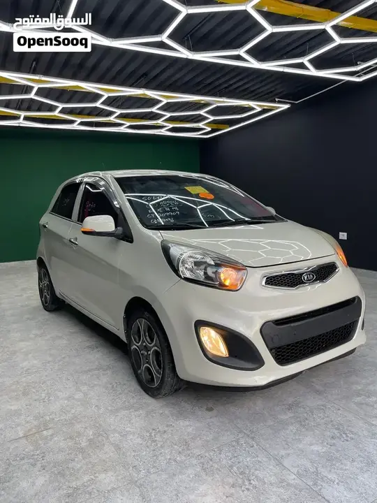 Kia Picanto 2012 photo 3