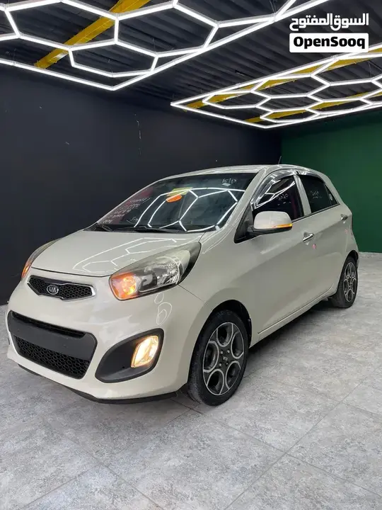 Kia Picanto 2012 photo 2
