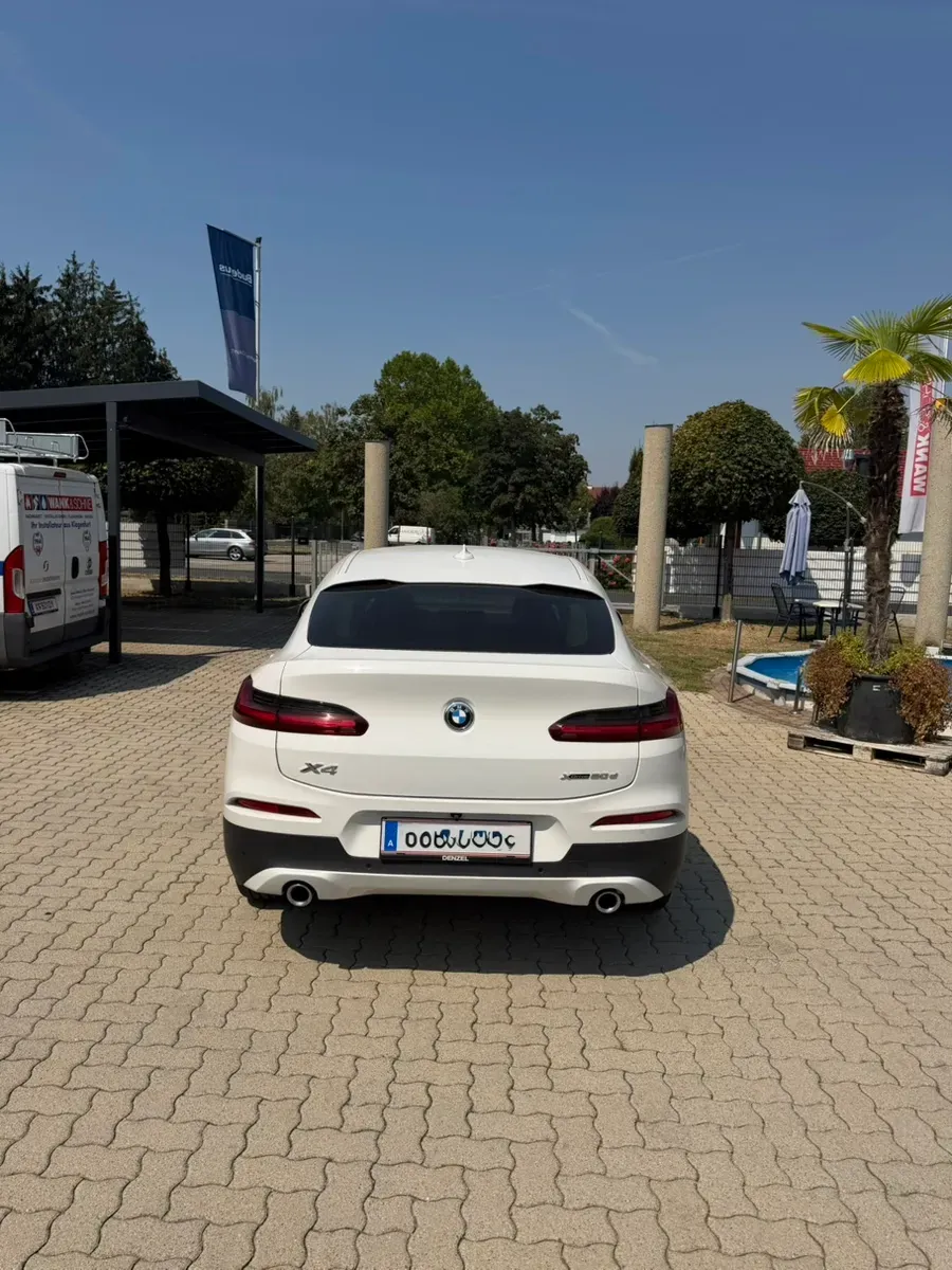 BMW X4 2019 photo 2
