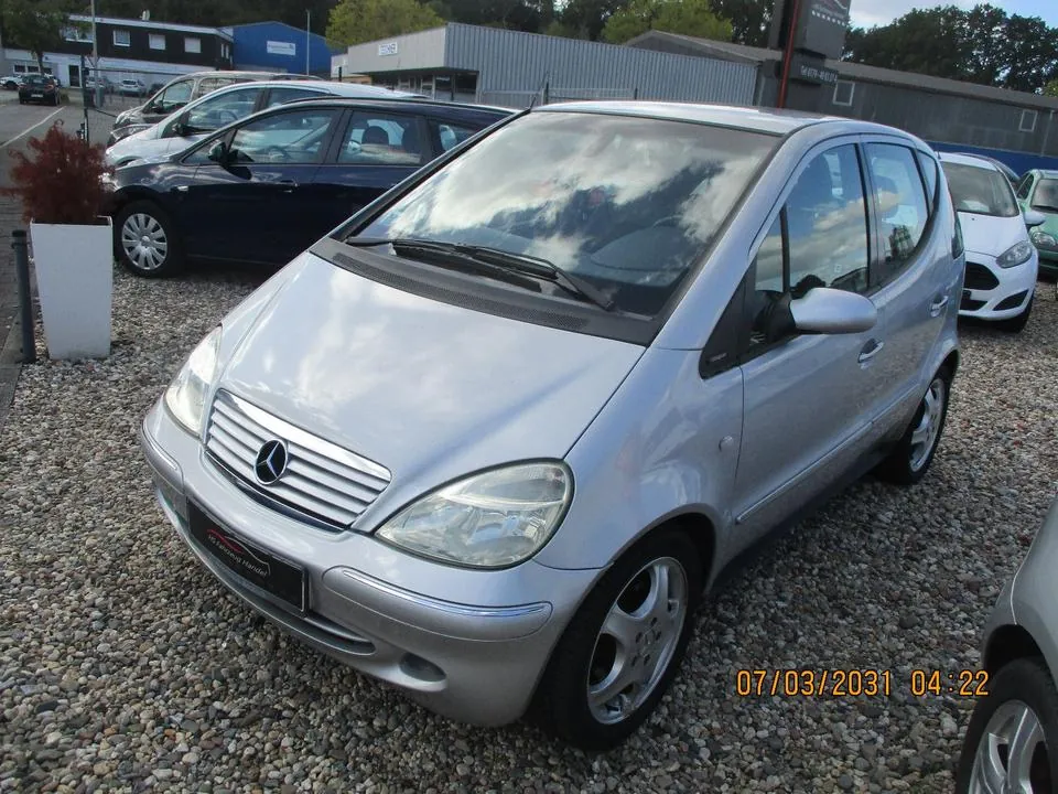 Mercedes-Benz A 190 Avantgarde