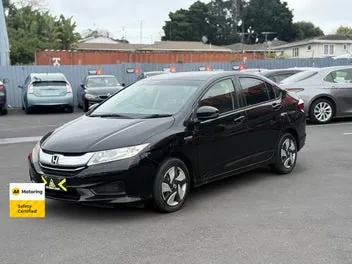Honda Grace 2015 photo 4
