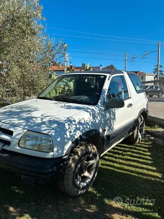 Suzuki Grand Vitara 2000 photo 3