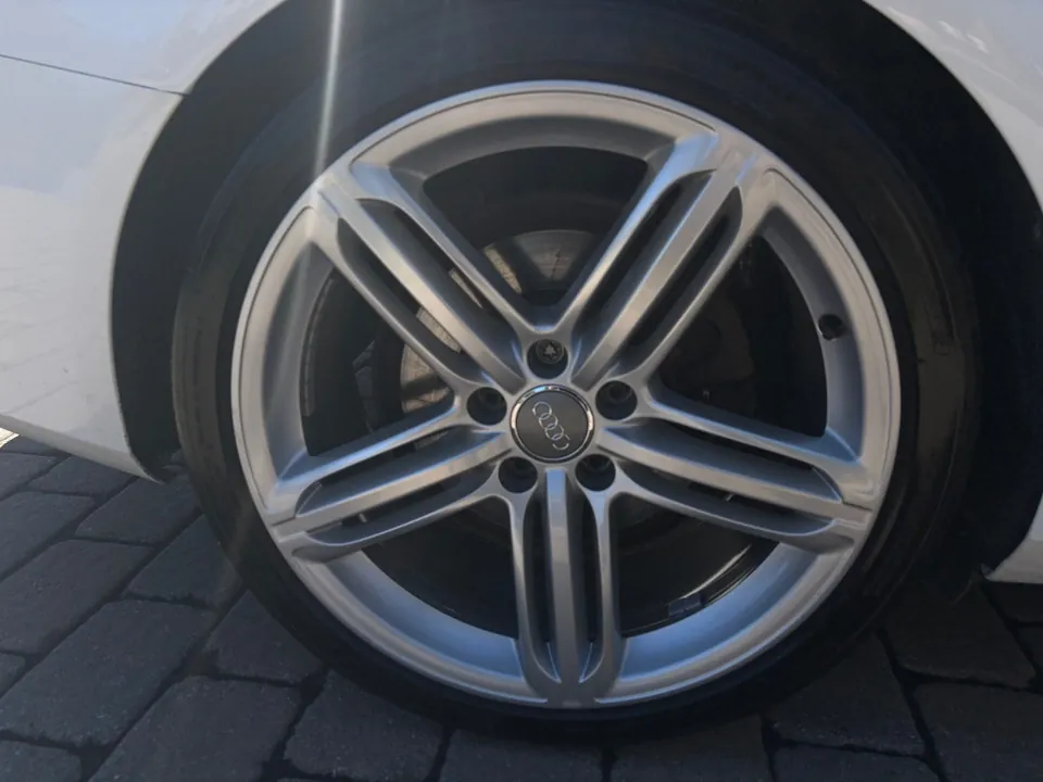 Audi A4 2015 photo 5