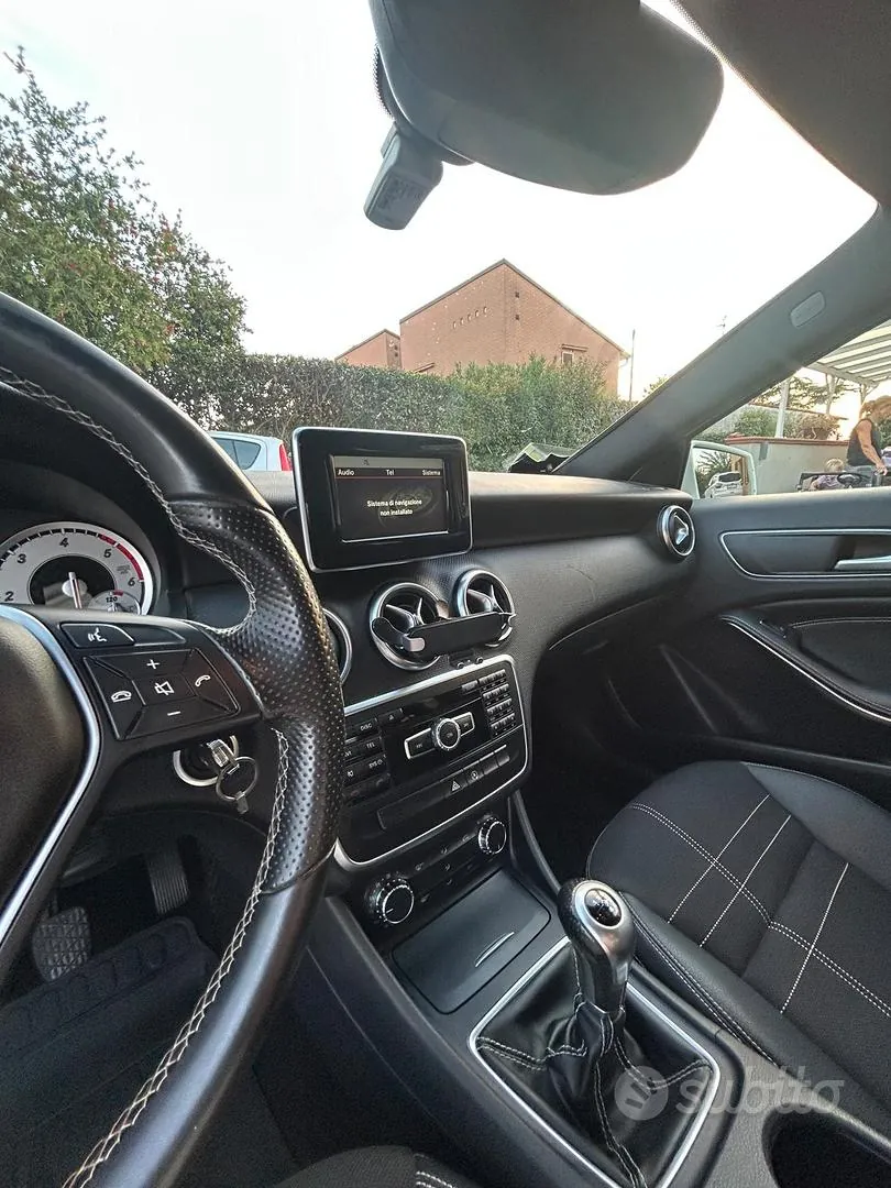 Mercedes-Benz A-Class 2015 photo 5