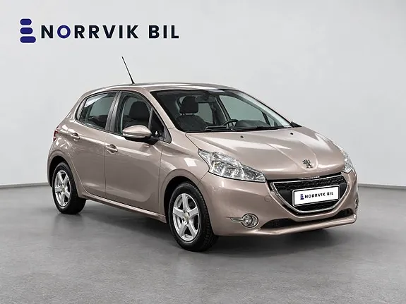 Peugeot 208 2012 photo 4