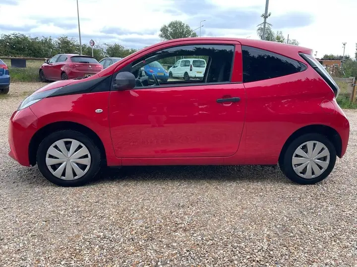 Toyota Aygo 2015 photo 4