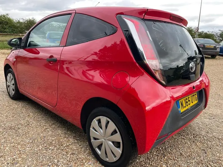 Toyota Aygo 2015 photo 5